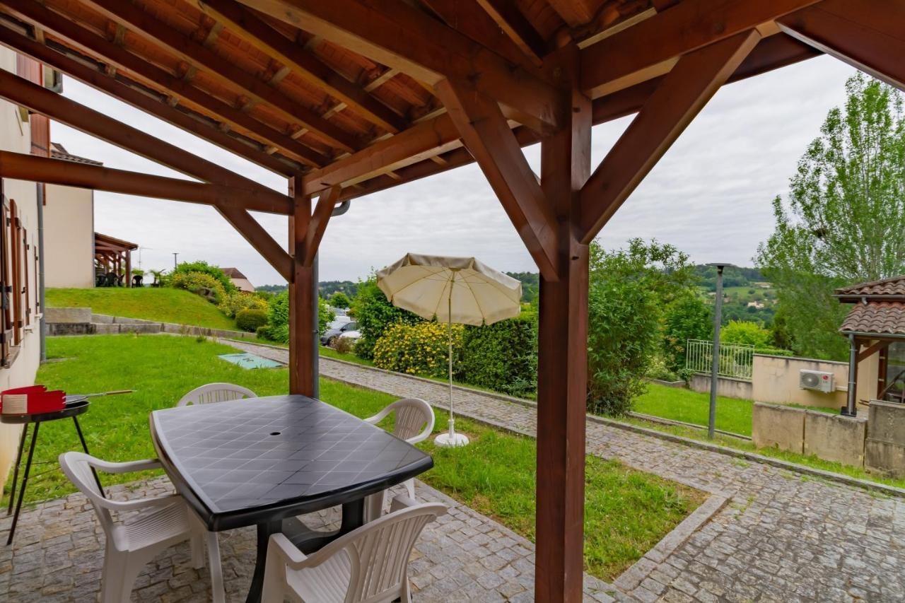Apartmán La Sarlaterra - Appt Avec Piscine Partagee Exteriér fotografie